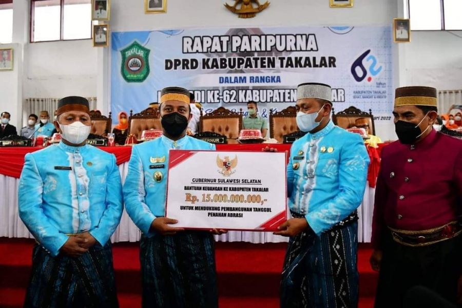 15 Miliar Bantuan Keuangan untuk Takalar, Andi Sudirman: Isu Abrasi Kita Selesaikan