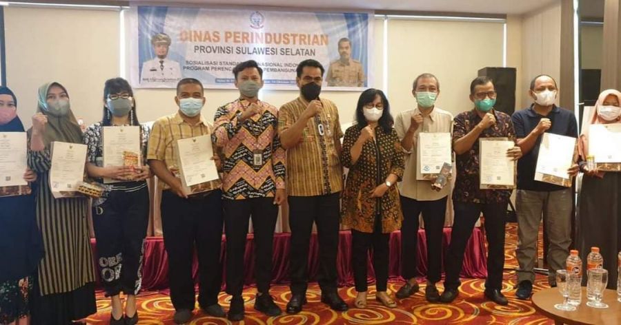 7 IKM Binaan Disdag Makassar Raih Sertifikasi HALAL Gratis dari Dinas Perindustrian Provinsi