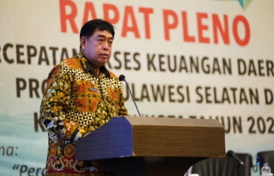 Abdul Hayat Buka Rapat Pleno TPAKD Sulsel dan Kabupaten/Kota