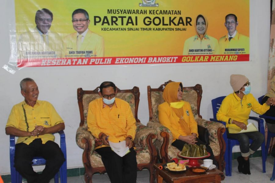 AKAR Kembali Memimpin Rapat Muscam Di Desa Kampala
