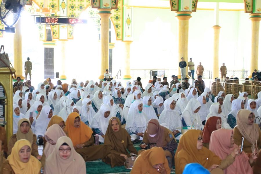 Andi Utta Lepas Jamaah Calon Haji dan Kafilah MTQ, Minimal Juara 3, Dapat Hadiah Umrah