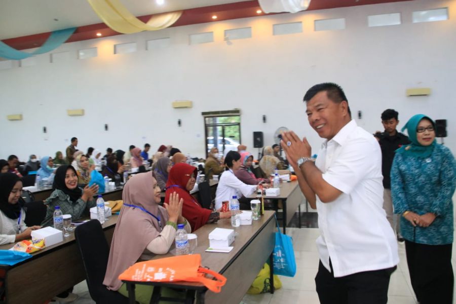 Buka Bimtek, Andi Utta untuk Sukses Harus Fokus dan Tekun
