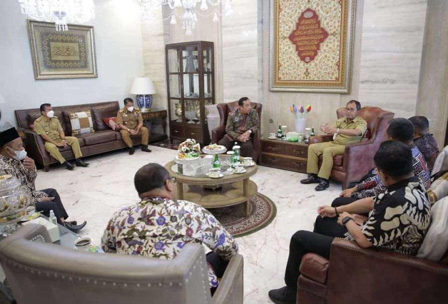 Bupati Rembang Timba Ilmu Tingkatkan PAD Daerahnya di Pemkot Makassar