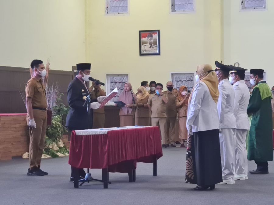 Bupati Wajo Lantik 32 Pejabat Struktural, Termasuk Tiga Camat