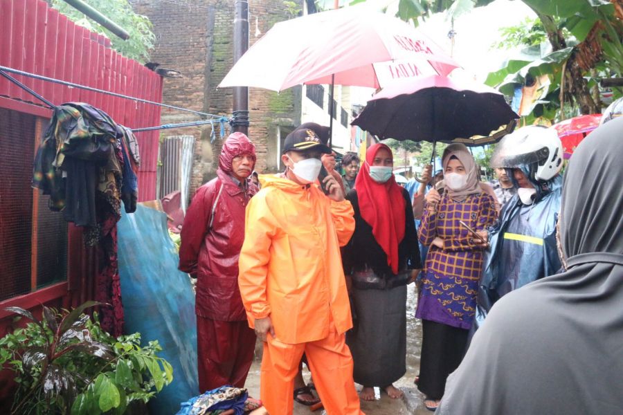 Camat Tallo Kunjungi Lokasi Bencana Angin Puting Beliung