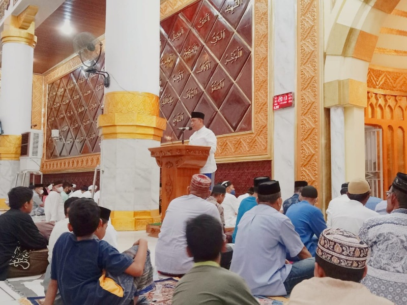 Ceramah Tarawih Ramadan di Masjid Agung Ummul Qura
