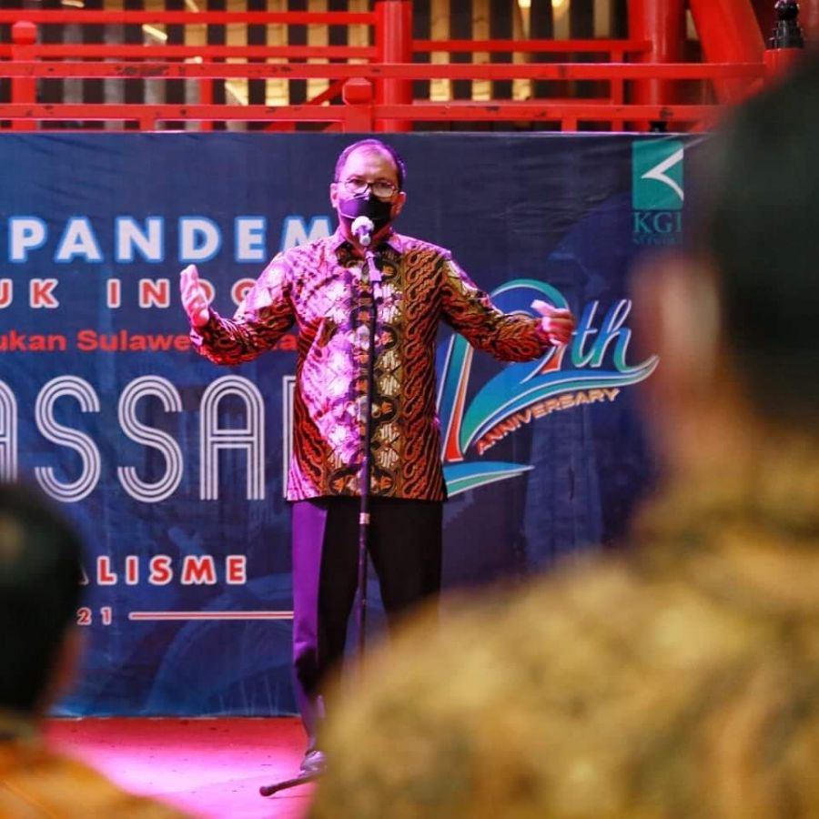 Danny Pomanto Raih Penghargaan Kepala Daerah Inovatif