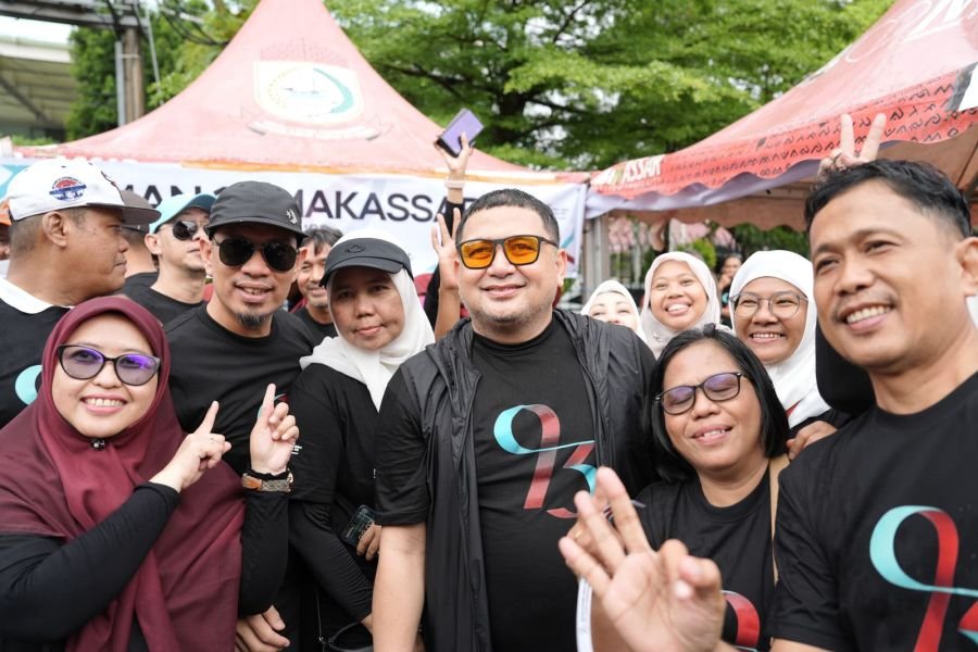 Dari Putih Abu-Abu, Kebersamaan Tak Pernah Usang: Reuni Angkatan 93 Warnai Makassar