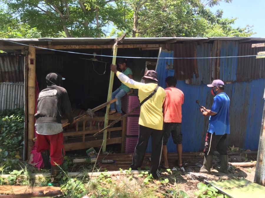Demi Penataan Kota Bulukumba, Warga Rela Bongkar Rumah di Pesisir Pantai Merpati
