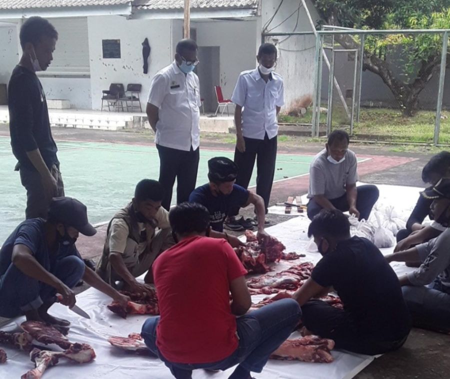 Dinas Pendidikan Sulsel Berkurban 6 Ekor Sapi