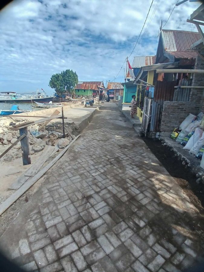 Dulu Berpasir, Pemerintah Desa Mattiro Deceng Sukses Membangun Jalan Paving Block