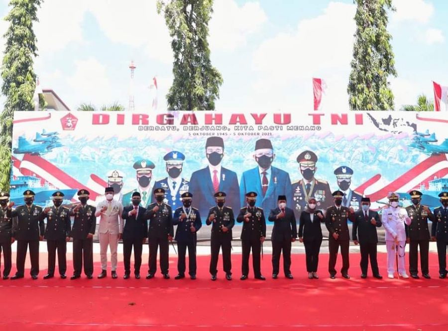 Hadiri HUT TNI ke 76, Walikota Danny Sebut TNI Garda Terdepan Melawan Covid 19