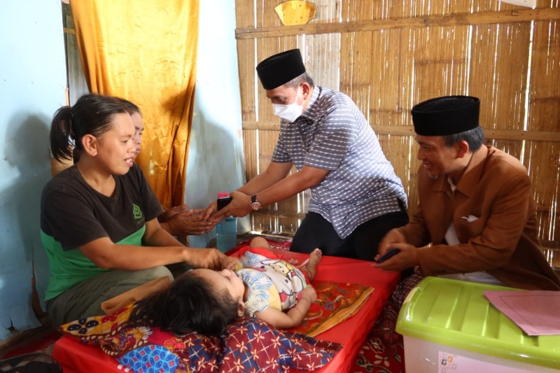 Jenguk Balita Hidrosefalus, Bupati Wajo Langsung Koordinasi ke Dokter Ahli di Makassar