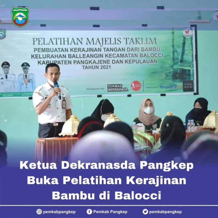 Ketua Dekranasda Pangkep Membuka Kegiatan Pelatihan Kerajinan Bambu