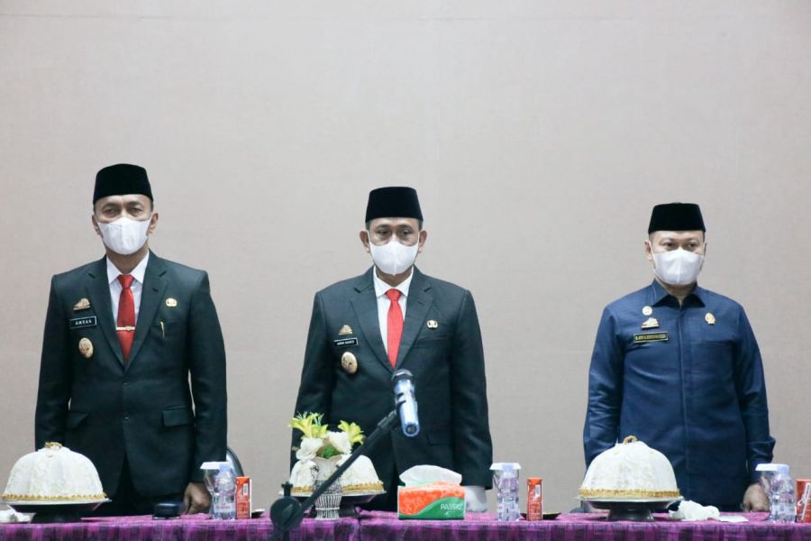 Lantik 41 Pejabat, Amran Mahmud Tekankan 3 Etos Kerja