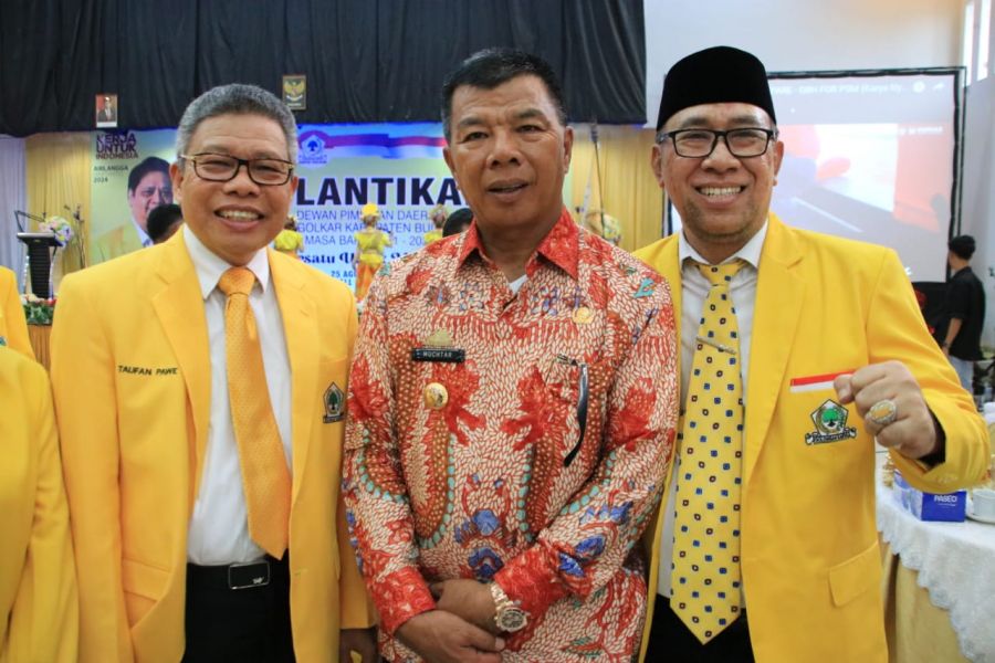 Lantik Pengurus Golkar Bulukumba, Taufan Pawe Puji Bupati Andi Utta