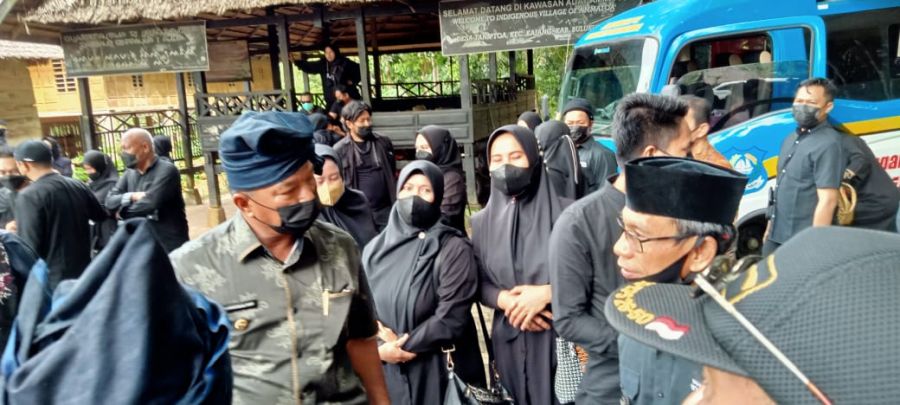 Lestarikan Kawasan Adat Kajang, Andi Utta Bantu Bibit Unggul dan Ternak Sapi