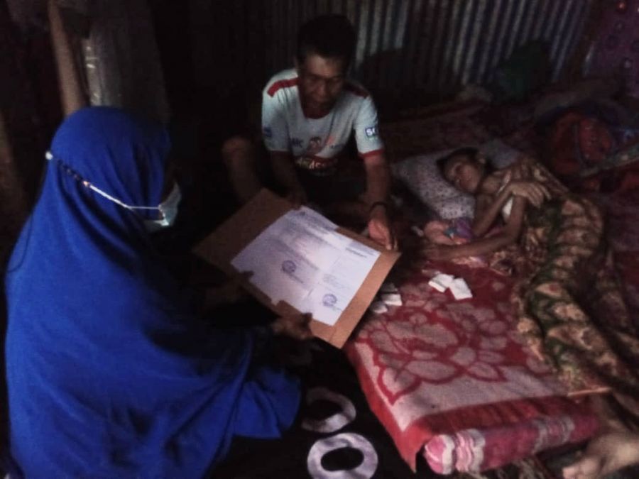 Lurah Kodingareng Antar langsung Surat Domisili dan SKTM Rahmi