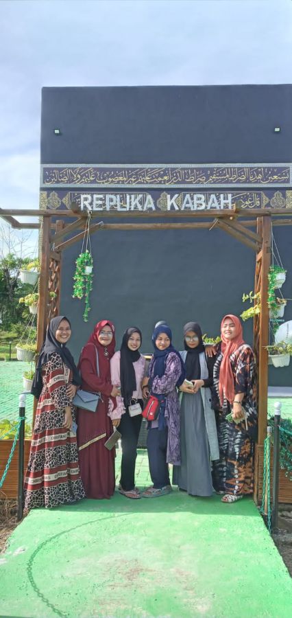 Mau Liburan Ala Eropa, Mekkah dan Singapura? Cukup ke Kawasan Wisata Telaga Biru