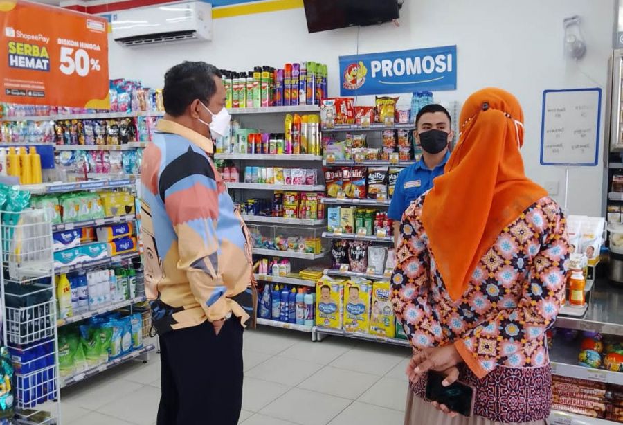 Pantau Harga Minyak Goreng, Kadis P2KUKM Luwu Utara Minta Warga tidak Panik