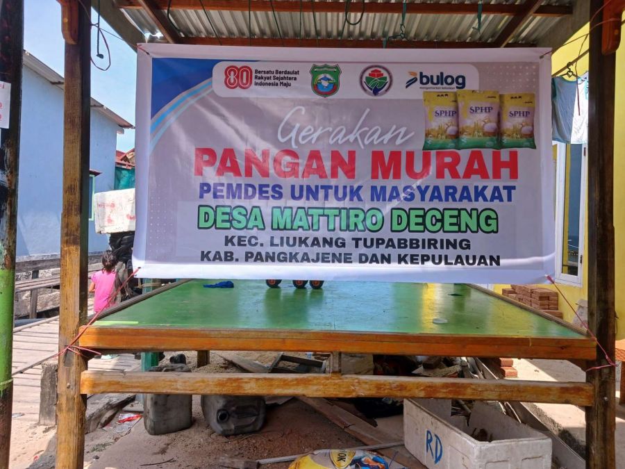 Pemdes Mattiro Deceng Gelar Pangan Murah, Warga Ikut Bahagia