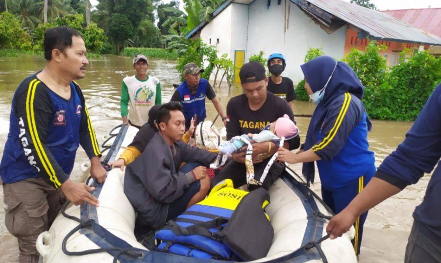 Penanganan Banjir Dan Longsor Wajo, Pemkab Siaga Lakukan Evakuasi