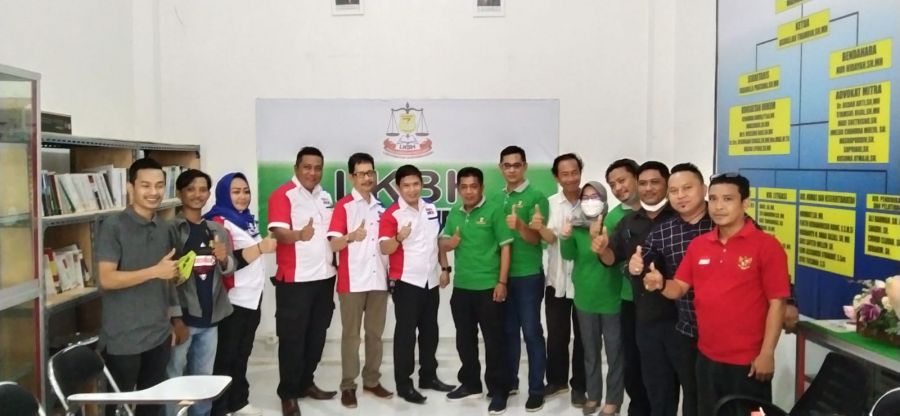 PW MOI Jalin Silaturahmi Ke LKBH Kampus Sawerigading Makassar