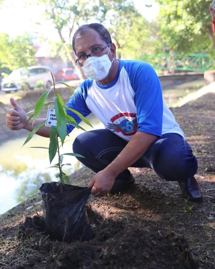 Sambut HUT ke 414 Makassar, KBA SMPN 5 Tanam 30 Ribu Bibit Pohon