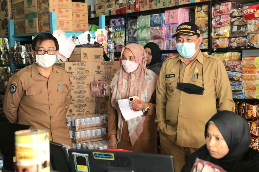 Sidak ke Pasar, Suaib Cek Ketersediaan Minyak Goreng