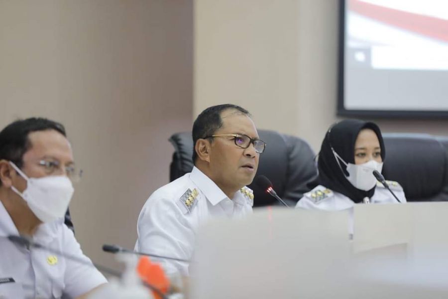 Sukseskan Vaksinasi, Danny Wajibkan ASN dan Non ASN Bawa Peserta Vaksin