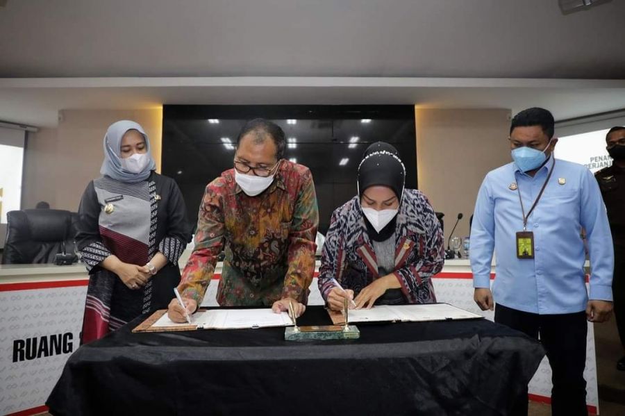 Tanda tangani MoU Bersama Kajari, Pemkot Makassar Bentuk Tim Pemburu Aset