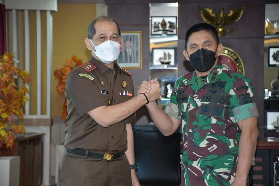 Tingkatkan Sinergitas, Pangdam Hasanuddin Temu Bincang dengan Kajati Sulsel