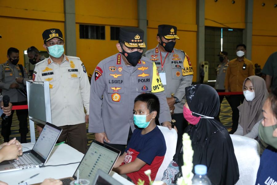Kapolri Lebih Baik Kumpul Keluarga di Rumah Tahun Baru