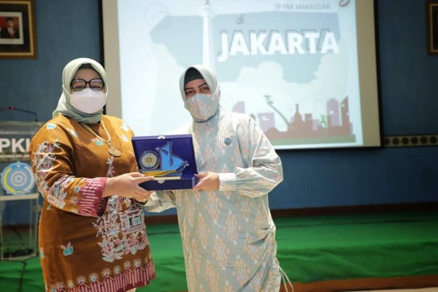 TP PKK Kota Makassar Study Tiru SIM Dan Dasawisma PKK Di DKI Jakarta