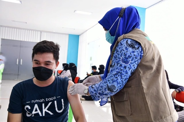 Vaksinasi di Sulsel Capai 5,1 Juta Orang, Pemprov Sulsel kini Fokus Sasar Lansia dan Anak Usia 6-11