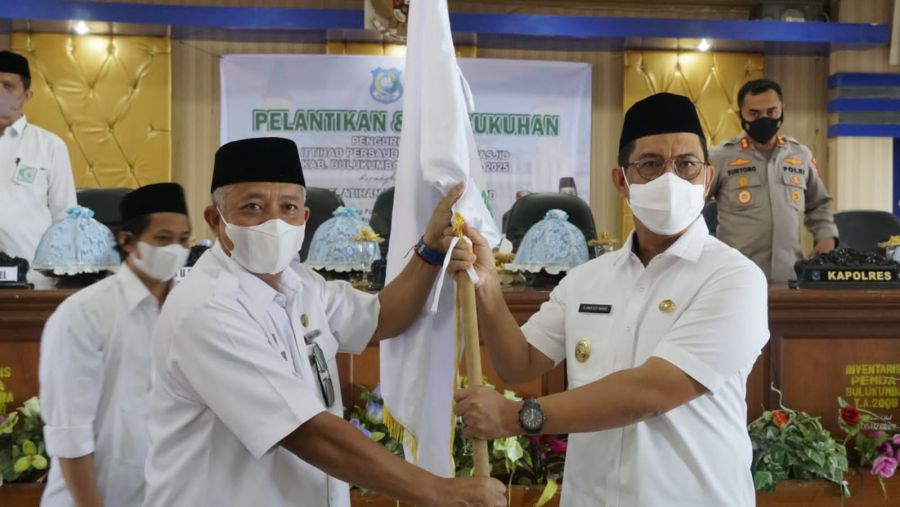 Wabup Edy Manaf Dilantik sebagai Komandan Imam Masjid