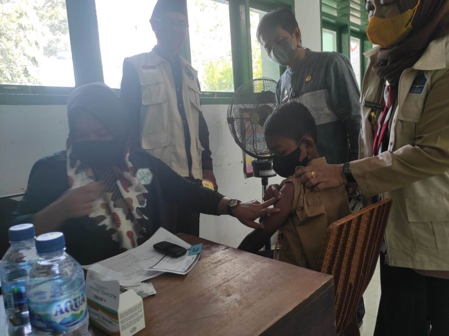 Waspadai Gelombang ke 3 Covid-19, Andi Utta Serukan Warga Segera Vaksinasi