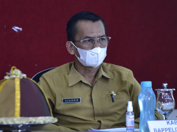 Wujudkan Pembangunan Inklusif di Desa, Kepala Bappelitbangda Lutra Gagas Inovasi Medis Desa