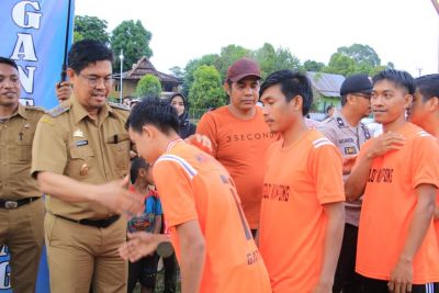 Tutup Gattareng Cup, Edy Manaf Puji Kemajuan Sepak Bola Bulukumba
